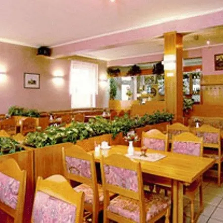Hotel Pelikan 3*