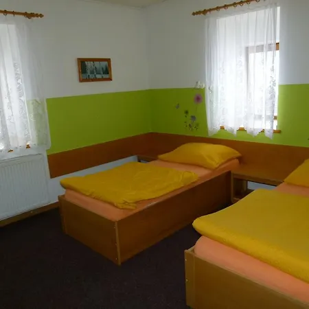 Pelikan Hotel Mariańskie Łaźnie