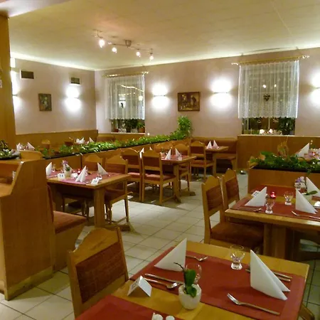Hotel Pelikan 3*