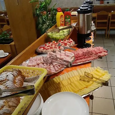 Hotel Pelikan Mariańskie Łaźnie
